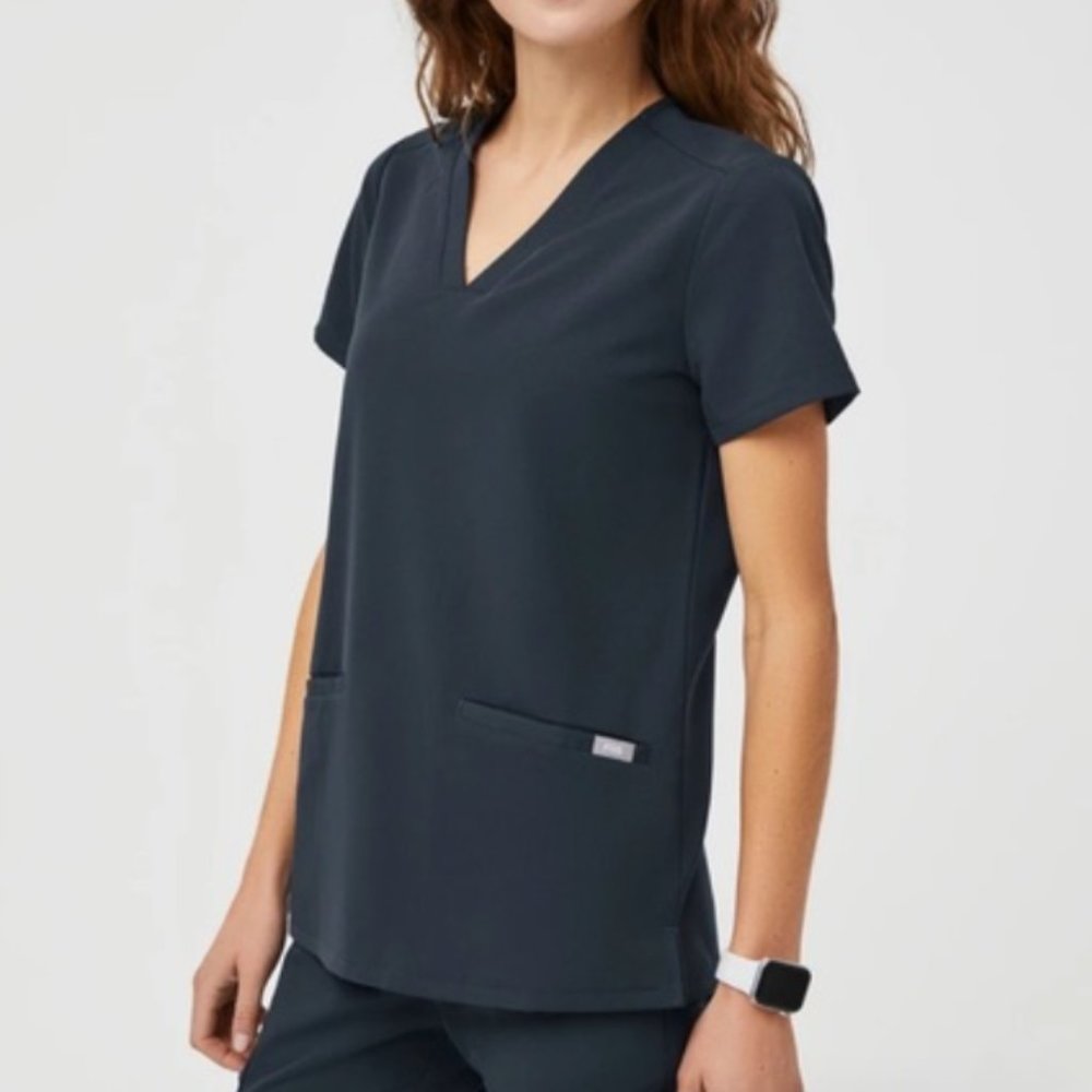 Figs Casma 3 pocket Scrub Top DARK HARBOR! Size XL